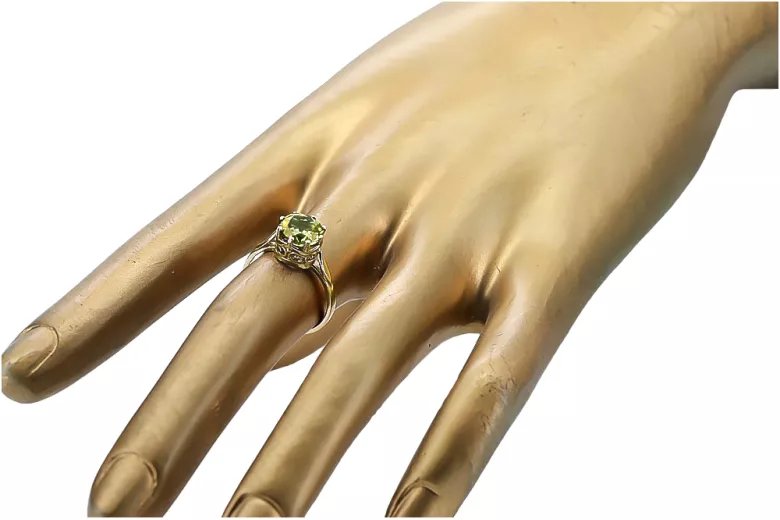 Ring Yellow Peridot 14K Yellow gold Vintage vrc366y